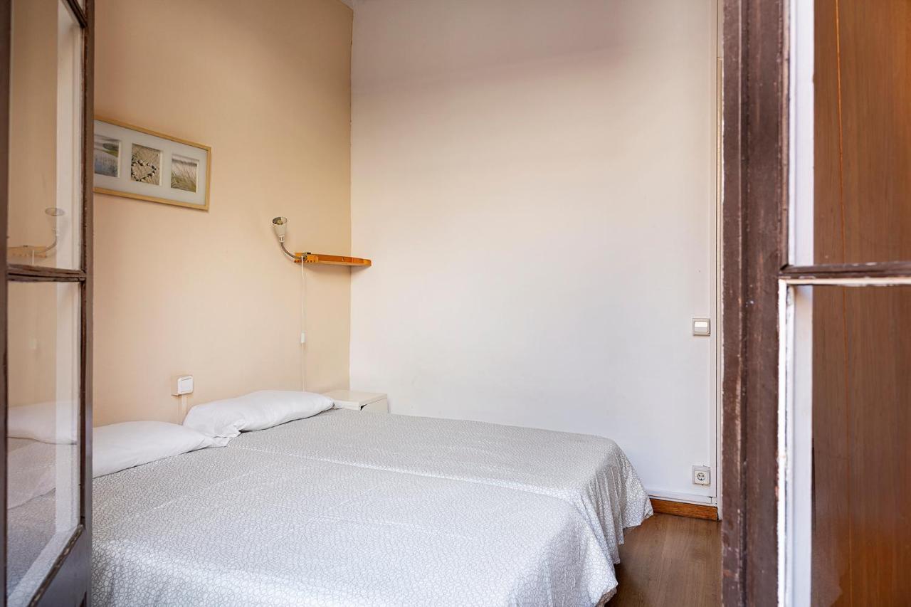 Amplio Con Dos Dormitorios En Sant Antoni / Poble Sec บาร์เซโลนา ภายนอก รูปภาพ